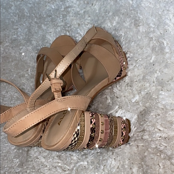 Rose gold sandals - Picture 2 of 3